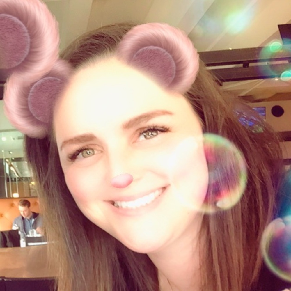 Meet your Posher, Andrea